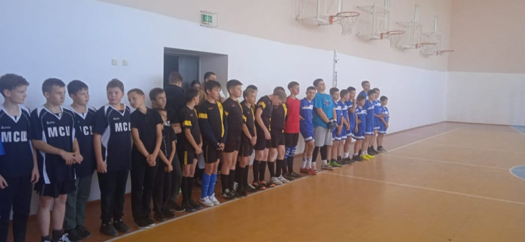 Районный турнир по мини-футболу на Кубок ветеранов футбола.